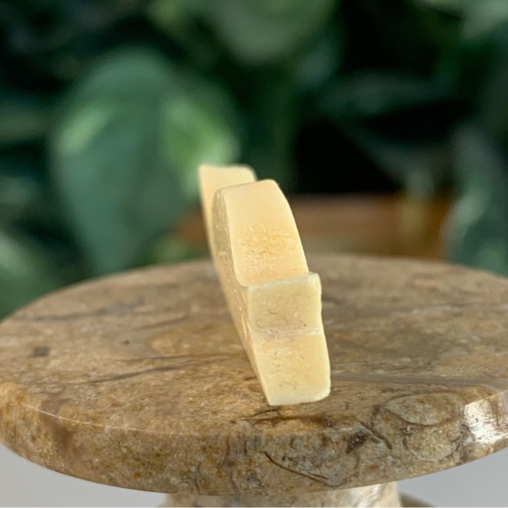 Armadillo Bone Bead Fetish Animal Carving Drilled Hand Carved Mammal 1.4" x .5" - Picture 7 of 13